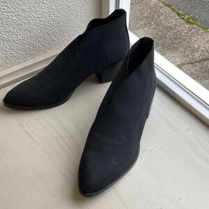 Donald J. Pliner Black Ankle Booties